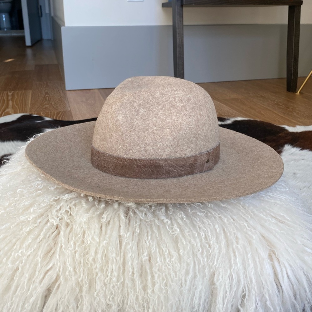 Lovely Bird Hat